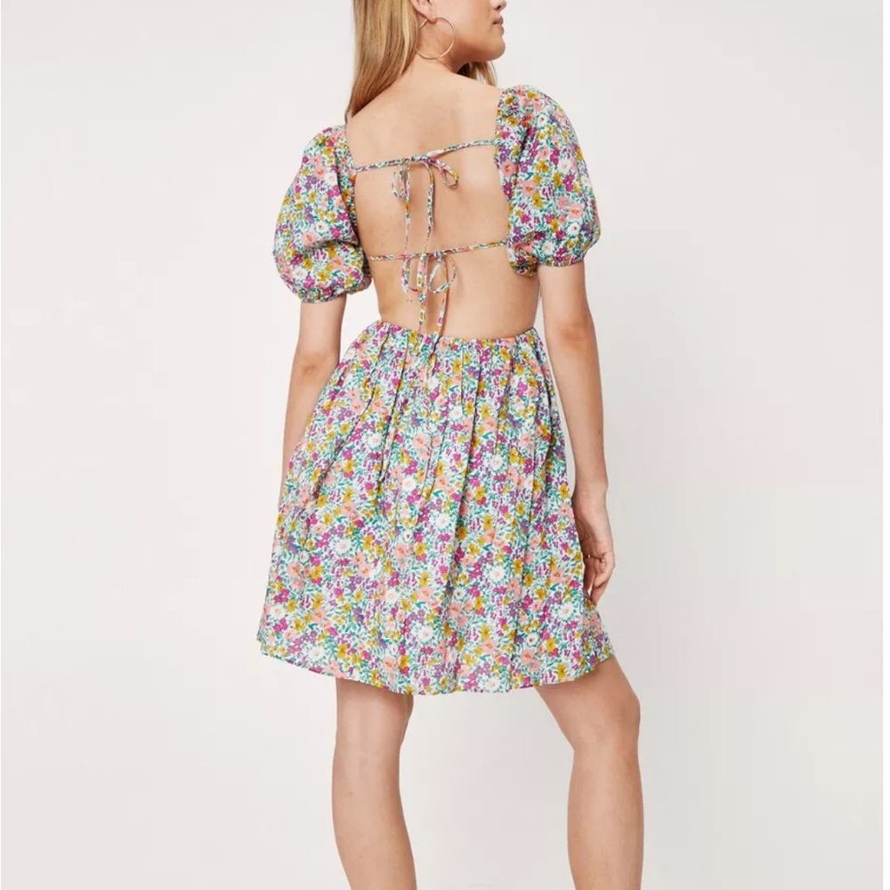 Nasty Gal Floral Backless Puff Sleeve Mini Dress 🌸 🌺 🌼